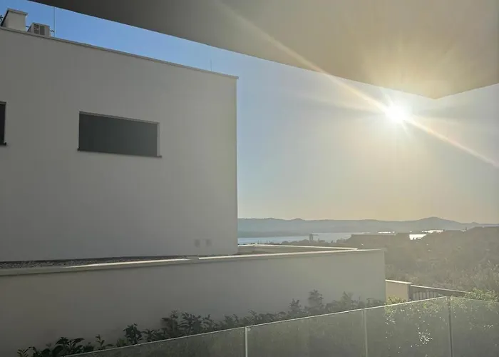 Dvj 3 * Свети-Филип-и-Яков